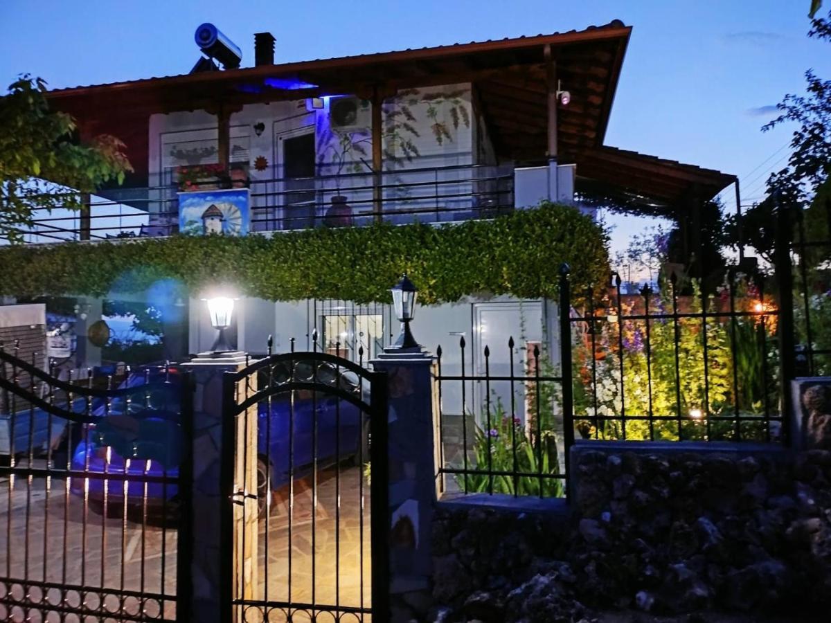 Adam'S Holiday House 2019 Karianí Exterior photo