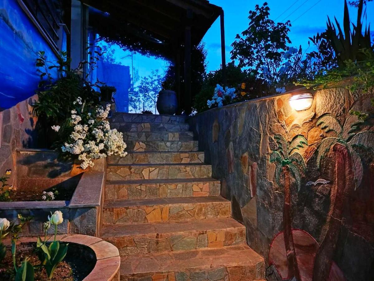 Adam'S Holiday House 2019 Karianí Exterior photo