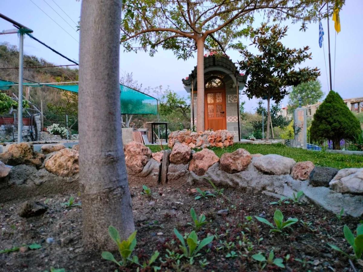 Adam'S Holiday House 2019 Karianí Exterior photo