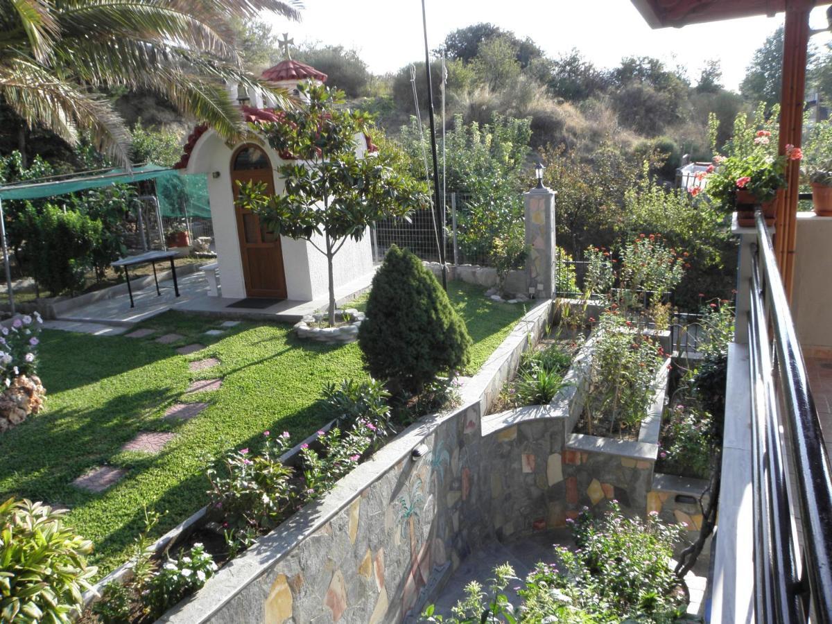 Adam'S Holiday House 2019 Karianí Exterior photo