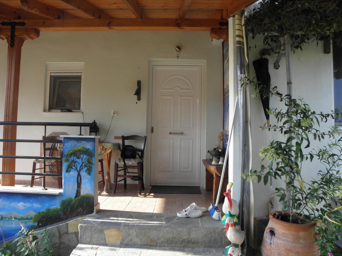 Adam'S Holiday House 2019 Karianí Exterior photo